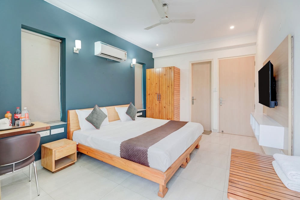 madstays hotel medicity near medanta hospital