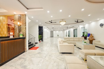 hotel the venice near indraprastha apollo hospital