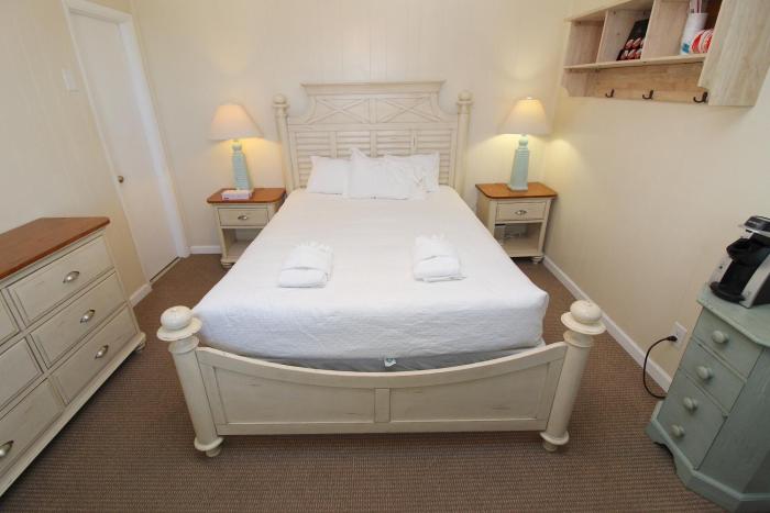 fin n feather waterside inn by kees vacations