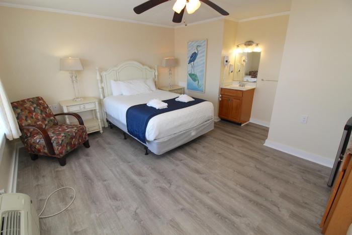 fin n feather waterside inn by kees vacations