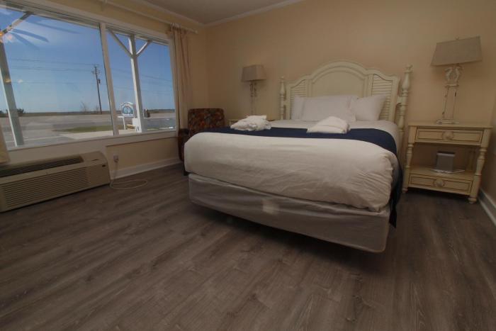 fin n feather waterside inn by kees vacations