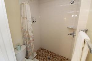 fin n feather waterside inn by kees vacations