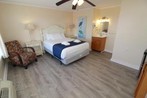 fin n feather waterside inn by kees vacations