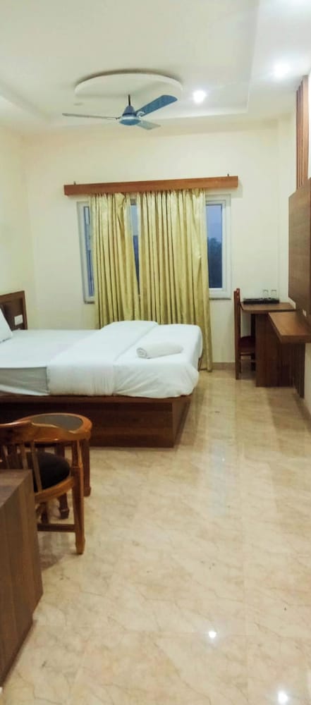 hotel riverdell varanasi