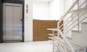 hotel kamron airport rd sector 78 mohali