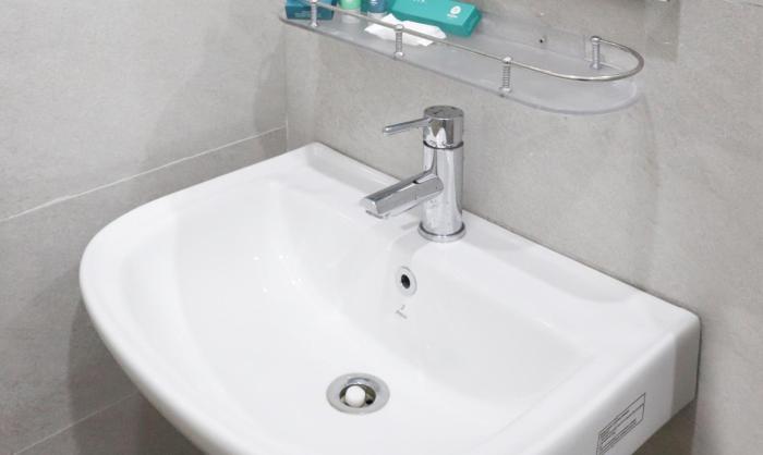 hotel kamron airport rd sector 78 mohali