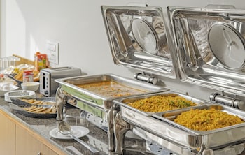 treebo premium the takeys mall road