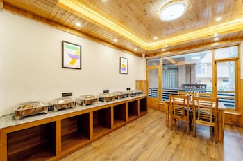 treebo premium the takeys mall road