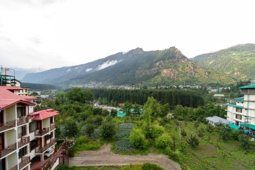 treebo premium the takeys mall road