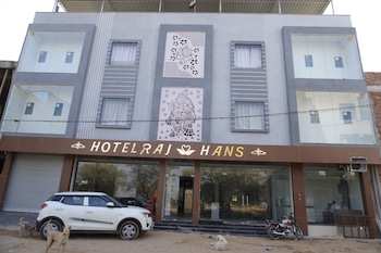 hotel rajhans