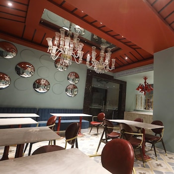 the saga hotel green park