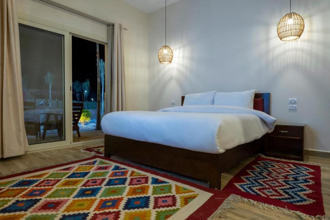 azad siwa hotel