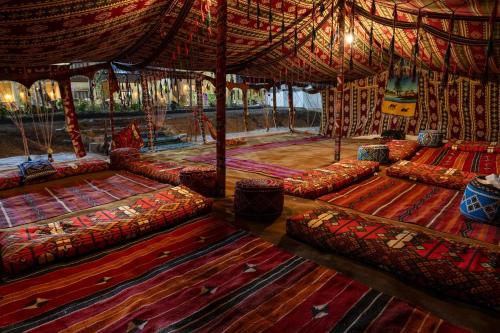 azad siwa hotel