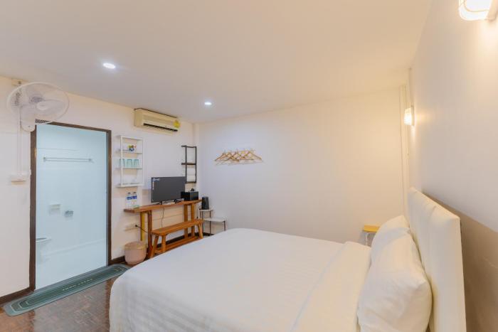 calmly stay ratchada