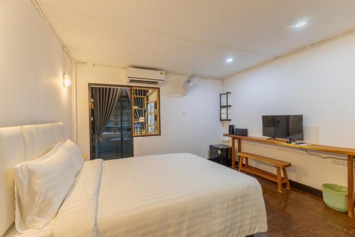 calmly stay ratchada