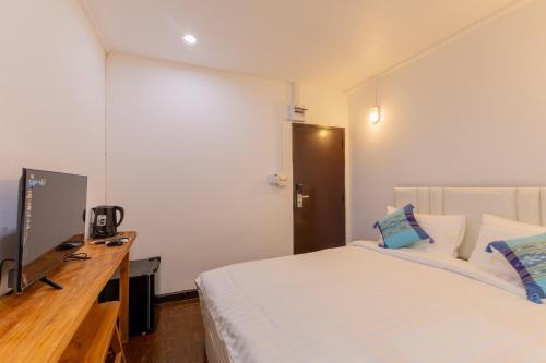 calmly stay ratchada