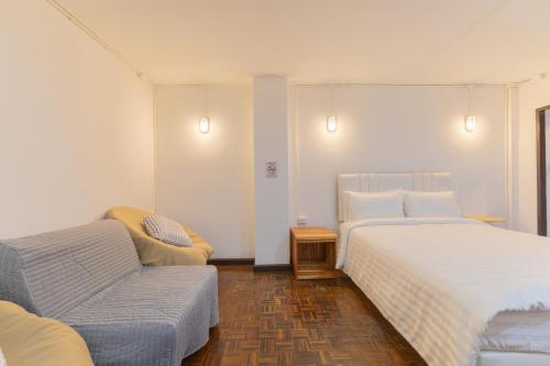 calmly stay ratchada