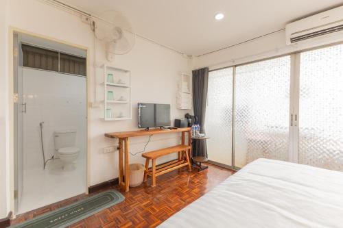 calmly stay ratchada