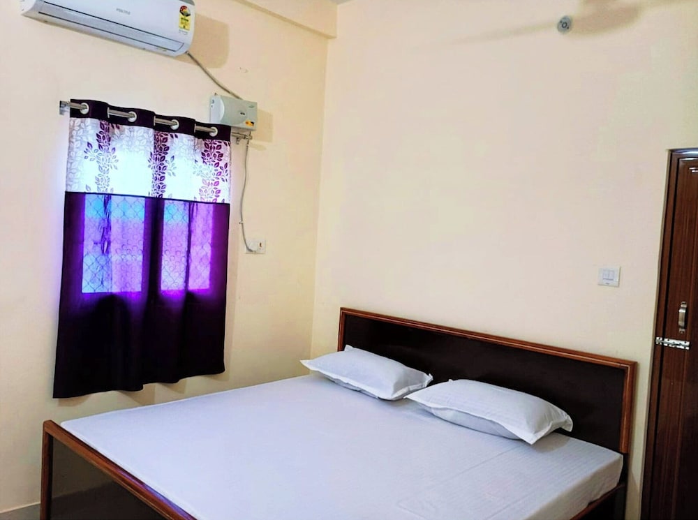 hotel ajaya varanasi