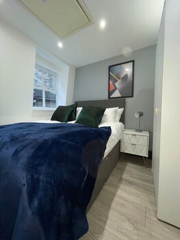 abacus house apartments