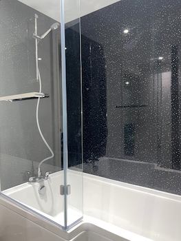 abacus house apartments