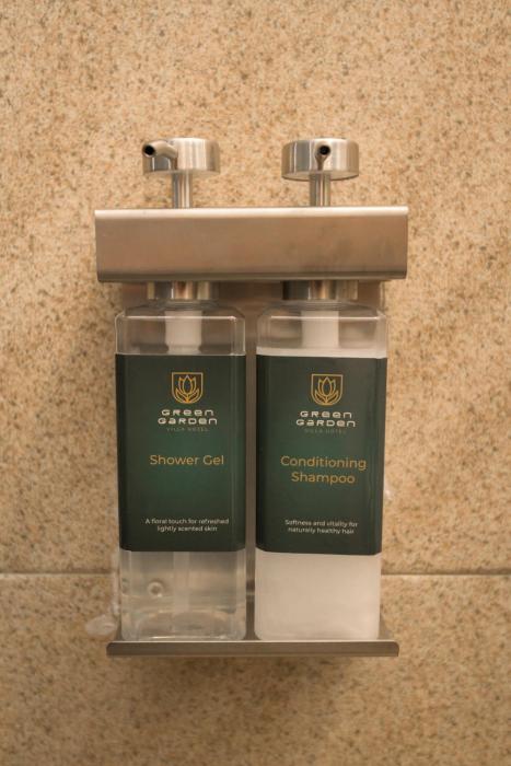 green garden villa hotel