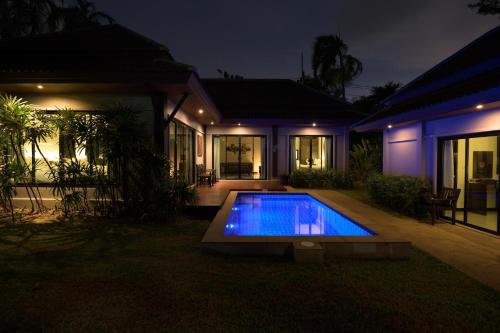 green garden villa hotel