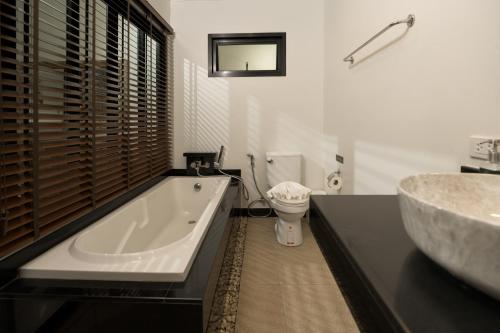 green garden villa hotel