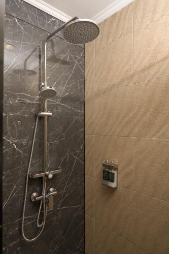 green garden villa hotel