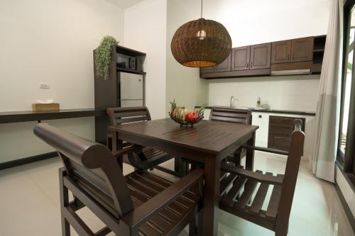 green garden villa hotel