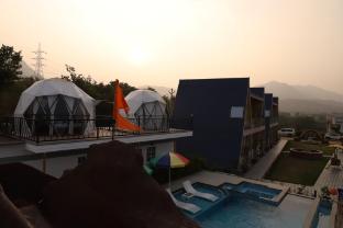 sovas nature hideout