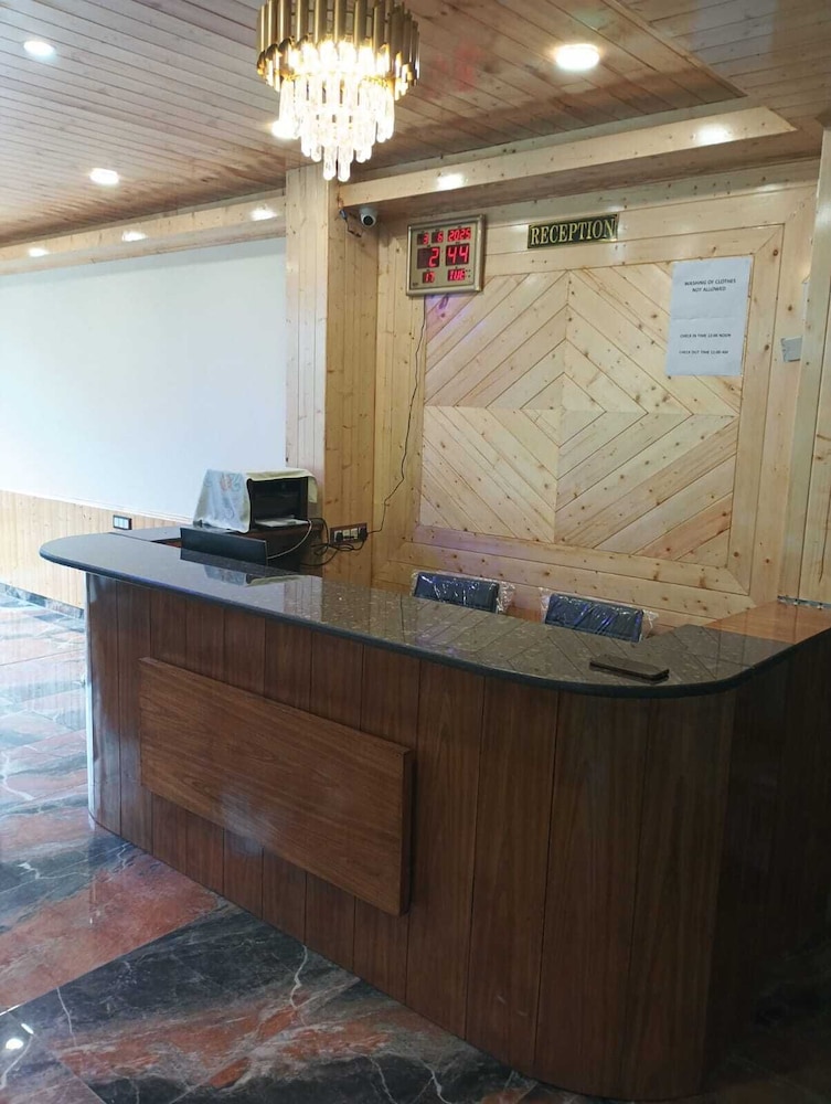 hotel j s villa
