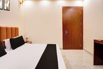 hotel radha vrinda