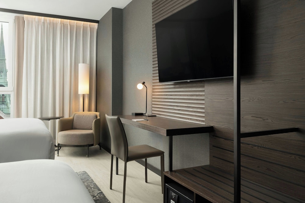 ac hotel burlington