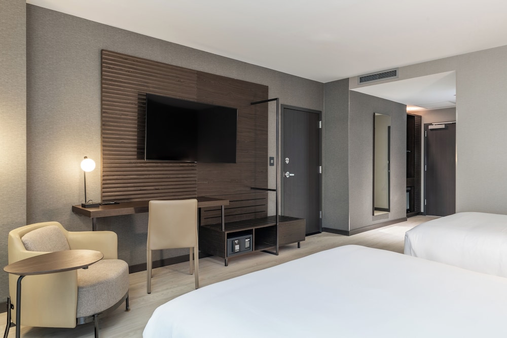 ac hotel burlington