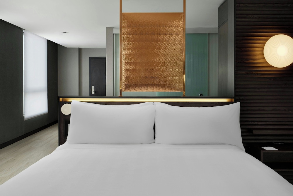 ac hotel burlington