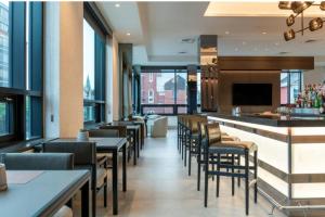 ac hotel burlington