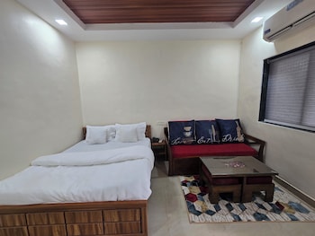 saaz resort and lawn