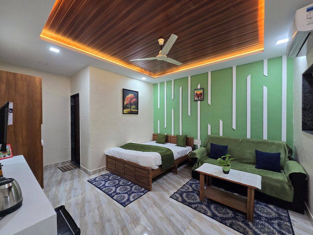 saaz resort and lawn