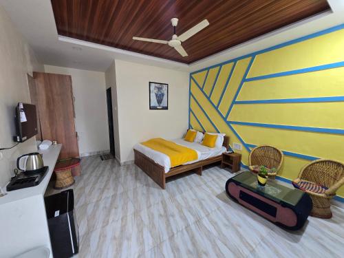 saaz resort and lawn