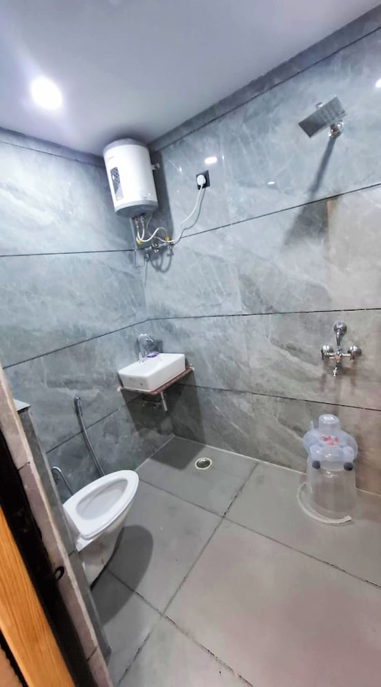 hotel heavens guest house haridwar