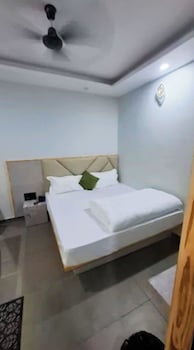 hotel heavens guest house haridwar