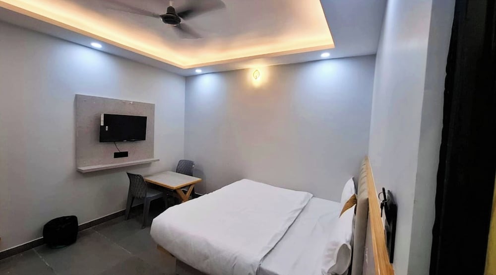 hotel heavens guest house haridwar