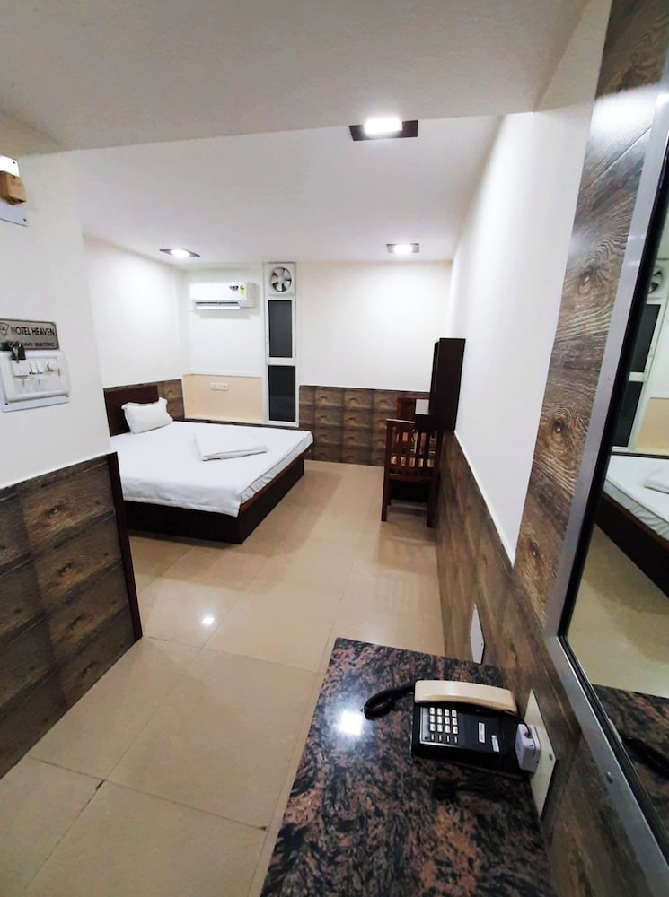 hotel heavens guest house haridwar