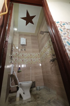 prem aashiyana home stay
