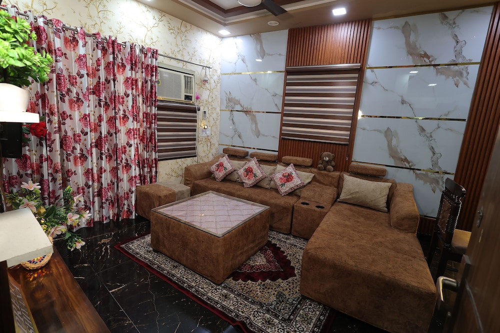 prem aashiyana home stay