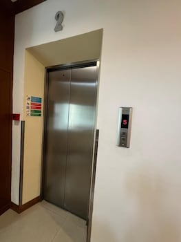 Sk Residence And Restaurant Patong,,3 star