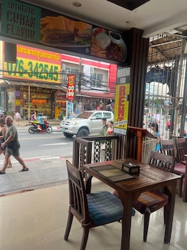 sk residence and restaurant patong