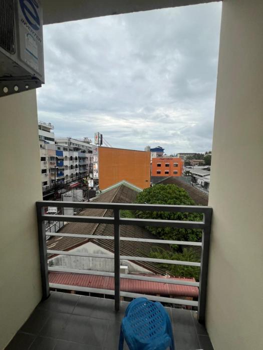 sk residence and restaurant patong
