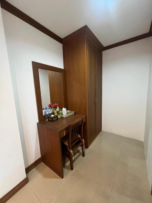 sk residence and restaurant patong